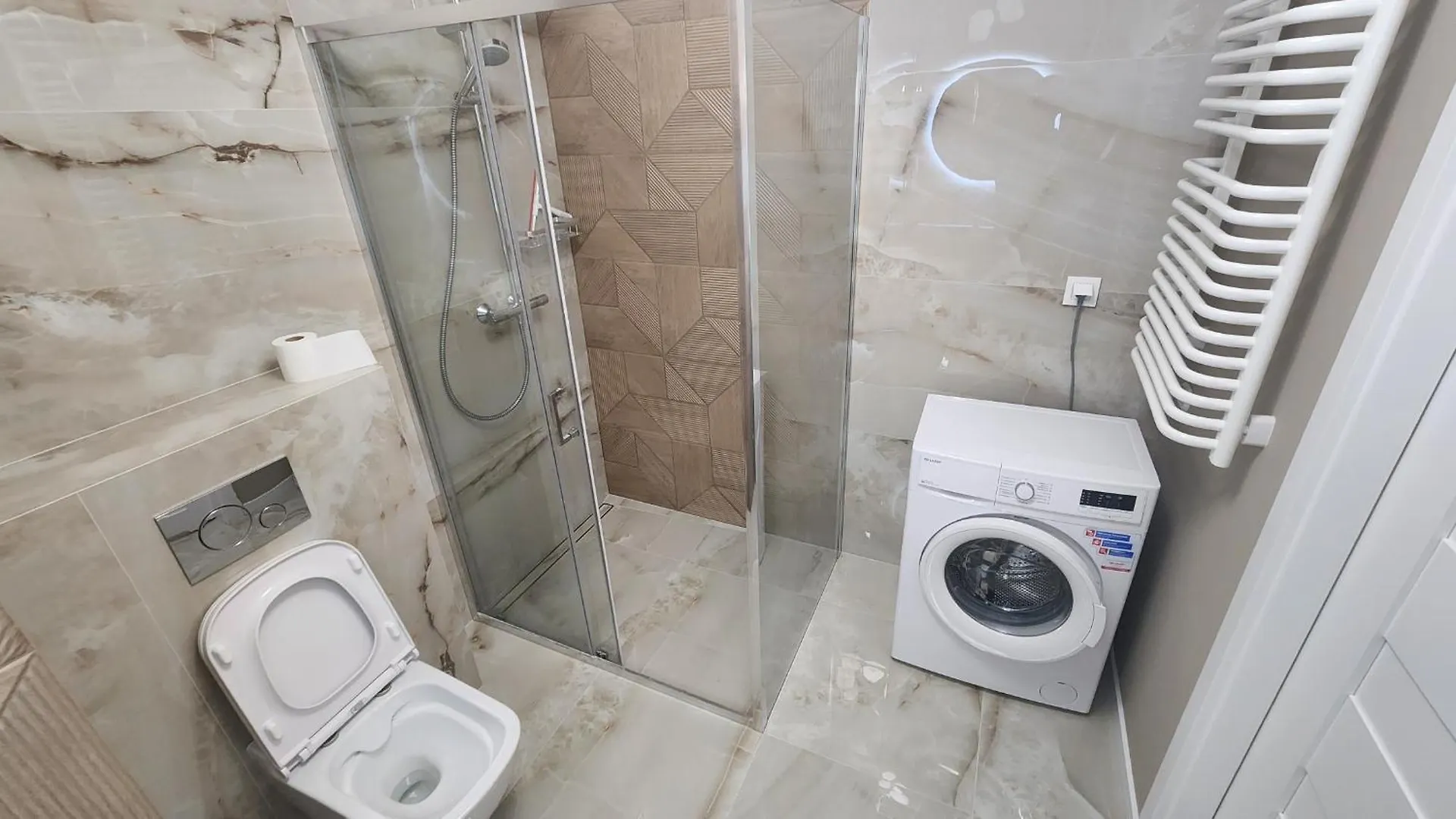 Appartamento New 1-Bdrm Apt In Beautiful Cracovia