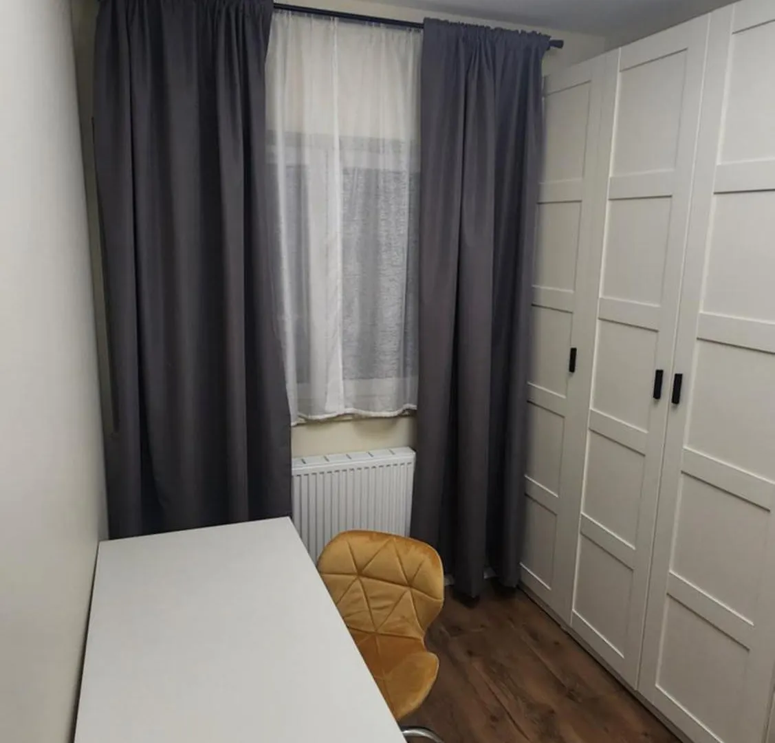 New 1-Bdrm Apt In Beautiful Cracovia Appartamento